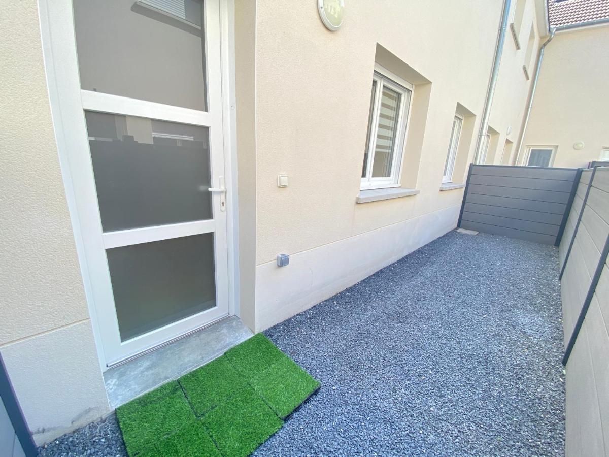 Le Remois - Parking - Cour Privative - Wifi Apartment Reims Bagian luar foto