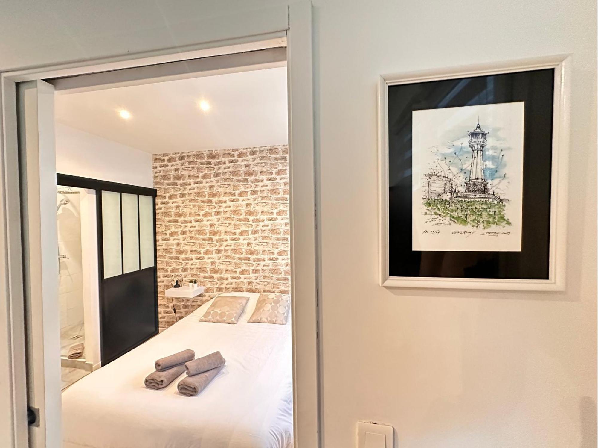 Le Remois - Charmant T2 - Renove - Parking - Cour Privative - Wifi Reims Bagian luar foto